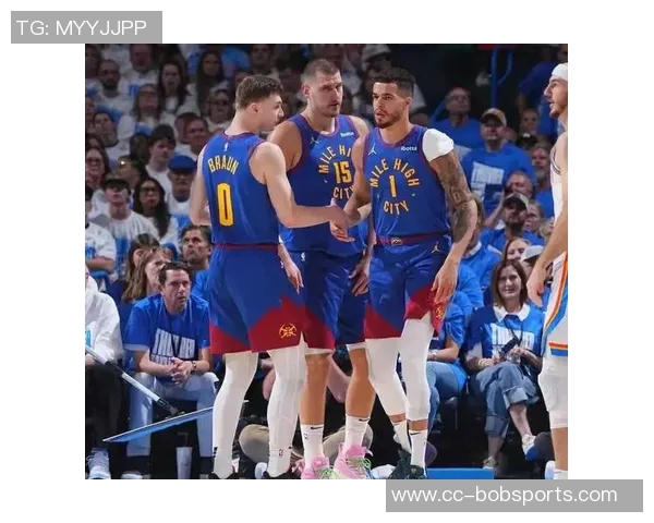 小迈克尔波特半场狂砍17分助力进攻表现出色展现全能实力 小迈克尔波特半场狂砍17分助力进攻表现出色展现全能实力