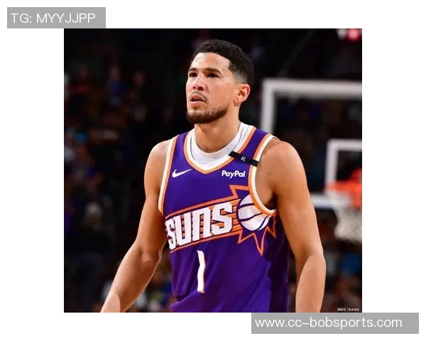 布克成NBA历史第三年轻球员达成17000分与3600助攻双里程碑